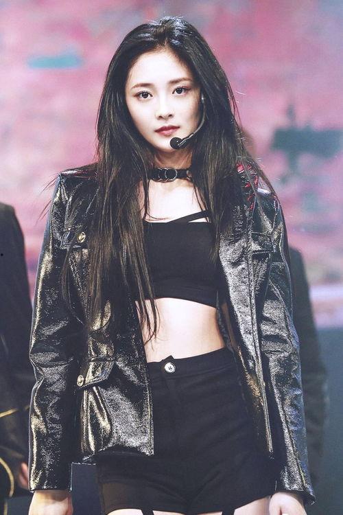 周洁琼爆料舞台视频播放,精彩瞬间引网友热议